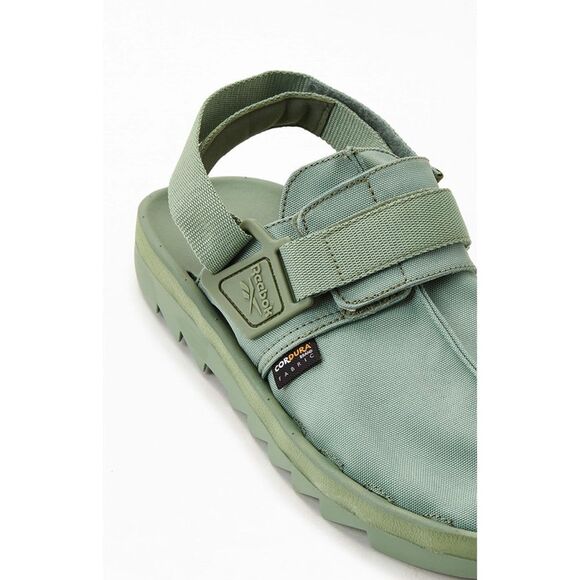 Urban Outfitters x Reebok Beatnik Sharktooth Clog Sandals $120 - Picture 8 of 14